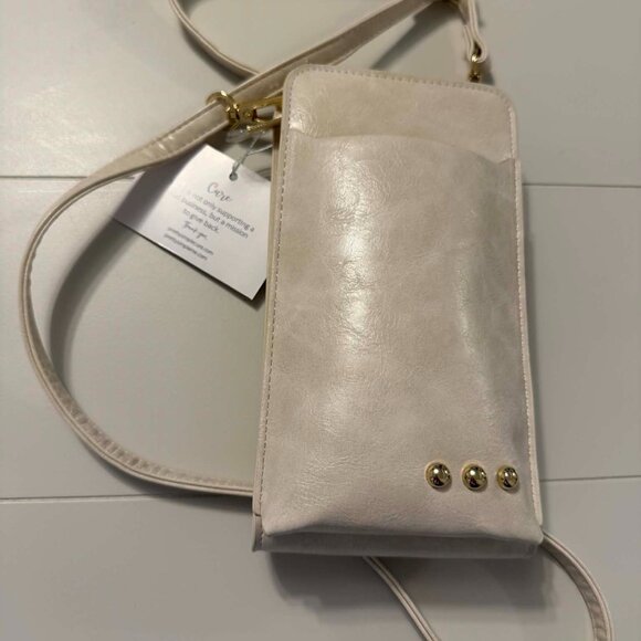 Pretty Simple NWT Cream Crossbody Wallet Bag | Built-In Card Slots | $52 - Picture 6 of 8